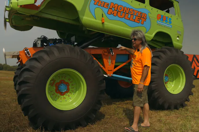 LS-Powered Chevy Van by Team Mullet Machine (2)